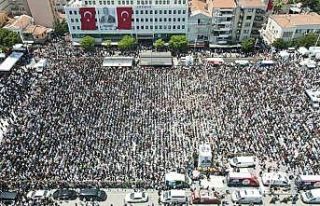 Binlerce Manisalı, Ferdi Başkanlarını gözyaşlarıyla...