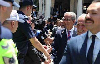 Bolu’da protokol bayramlaştı