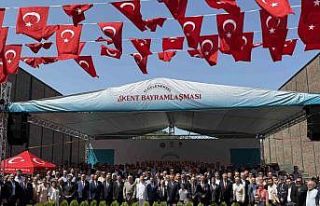 Bu bayramda gelenek bozulmadı: Kocaeli, 41. kez kucaklaştı