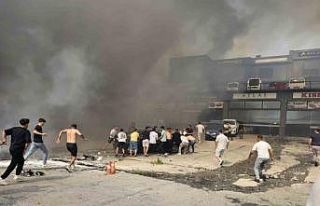 Buca Otokent’e sıçrayan orman yangında 25 araç...