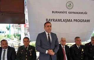 Burhaniye’de bayramlaşma töreni yapıldı