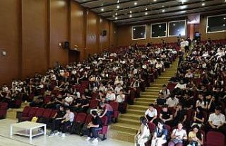 Bursa AB Bilgi Merkezi gençlere sürdürülebilirlik...