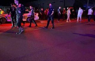 Bursa’da park halindeki araçlara çarpıp kaçtı,...