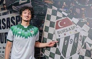 Bursaspor’da Furkan Emre Ünver ile sözleşme yenilendi