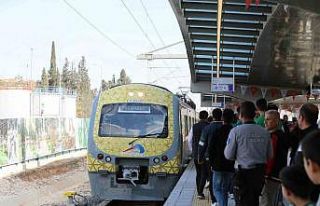 Büyükşehir Belediyesi’nin toplu taşıma araçları...