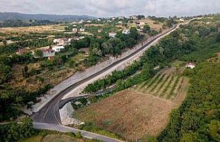 Büyükşehir Karasu’da iki mahalle arası ulaşımın...