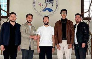 Cam Adam Belgeseli "Etkileyici Senaryo Ödülü"...