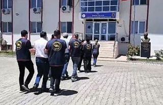 Çanta içerisinde ölü bulunan bebeğin failleri...