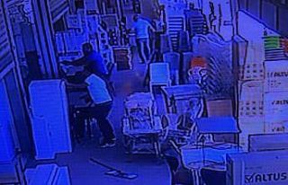 Çarşının ortasındaki silahlı kavgada 4 kişi...