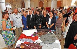 Çeşme Halk Eğitim Merkezi’nden yıl sonu sergisi