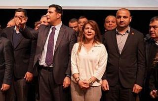 CHP’li meclis üyesi Ceren Benli partisinden istife...