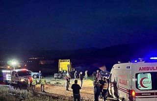 Çıldır’da trafik kazası: 2 ölü, 1 yaralı