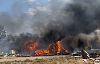 Çorlu’da 5 bin 600 ot balyası alev alev yandı