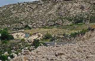 Darende’de heyelan riski nedeniyle yol ulaşıma...