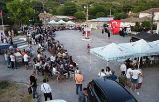 Dikili’de Yörük ateşi yandı