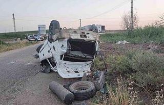 Diyarbakır’da otomobil devrildi: 1 ölü, 4 yaralı