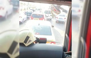 Diyarbakır’da yoğun trafik itfaiye ekiplerini...