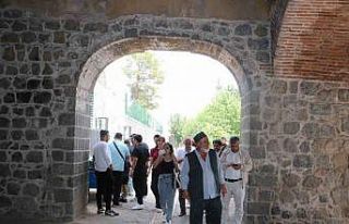 Diyarbakır’ın turistik mekanlarında bayram yoğunluğu