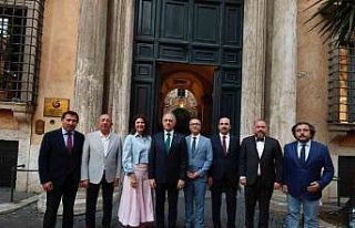 "Doğu ile Batının Buluştuğu Köprü: Mistisizm"...