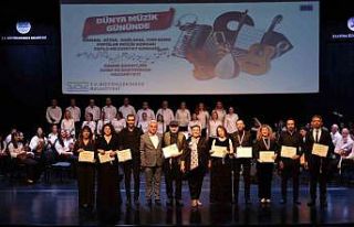 Dünya Müzik Günü’nde mezuniyet coşkusu yaşandı