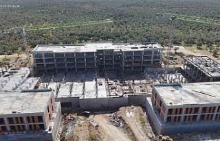 Edremit’te 300 yataklı yeni devlet hastanesi inşaatı...