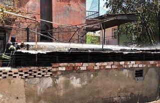 Elazığ’da odunluk yangını: 1 yaralı