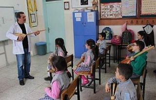 Emekli öğretmen Şevket Akar’dan yeni roman