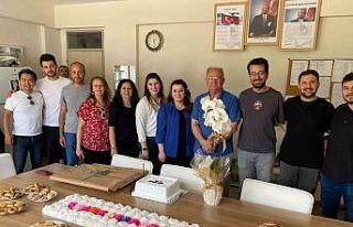 Emekliye ayrılacak okul müdürünü şaşırtan...