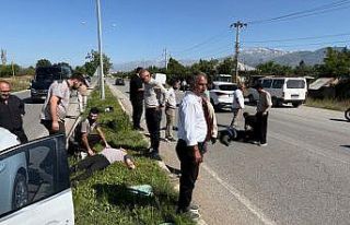 Erzincan’da otomobil ve motosiklet çarpıştı:...
