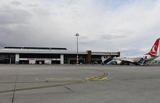 Erzurum’da bir ayda 694 uçuş gerçekleşti
