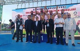 Gaziantep’te altın kemer Feyzullah Aktürk’ün