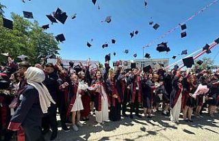 Geleceğin iletişimcileri kep attı