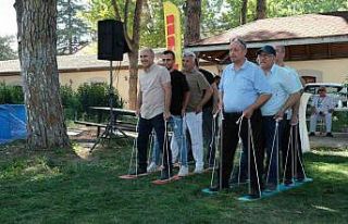 Geleneksel piknik, gencinden yaşlısına tüm herkesi...