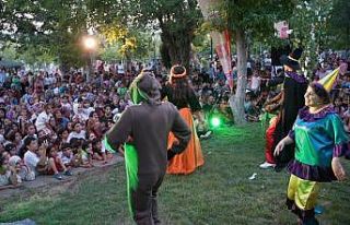 Gezici Çocuk Tiyatro Günleri Ergani, Hazro ve Hani’de...