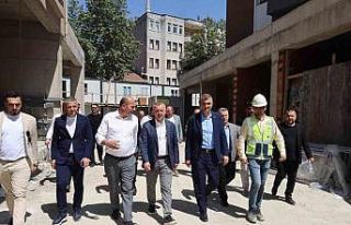 Gölcük’te dönüşüm hızla sürüyor