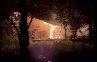 Gümüşhane’de çıkan yangında iki ev ve bir...