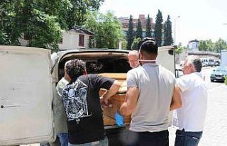 Haber alınamayan doktor evinde ölü bulundu