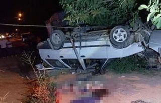 Hafif ticari araç takla attı: 1 ölü, 1 yaralı