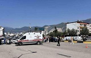 Hatay’da yolun karşısına geçmeye çalışan...