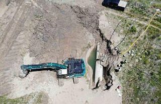 Her sene aynı çile: Sürekli patlayan sulama borusu...