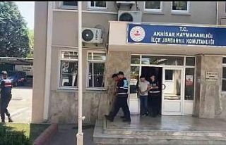 Hırsızlık şüphelileri jandarmadan kaçamadı