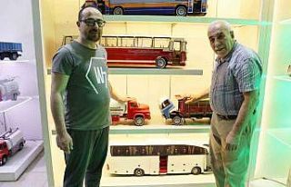 Hobisi ekmek kapısına dönüştü, el yapımı maket...