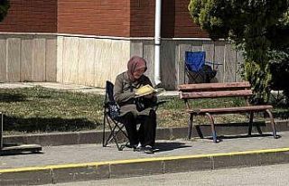 İkinci oturum için adaylar ter döktü, aileler...