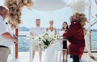 İngiliz çiftlerin gözdesi Marmaris: "Tatil,...