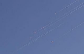 İran’dan İsrail’e yeni saldırı: Tel Aviv ve...