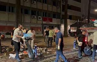 İş başa düştü, biriken çöpleri Başkan Cemil...