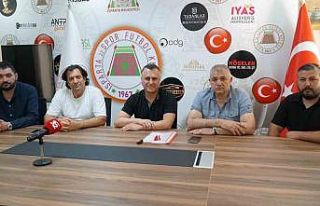 Isparta 32 Spor Bülent Akan’a emanet