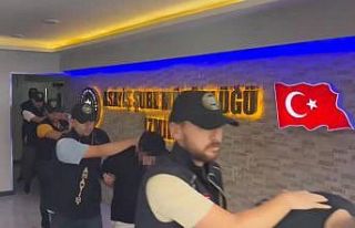 İzmir merkezli 7 ilde fuhuş operasyonu: 14 gözaltı