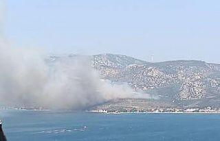 İzmir’de çıkan orman yangınına havadan ve karadan...