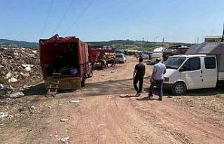 İzmit’te çöplükte kurbanlık satışı